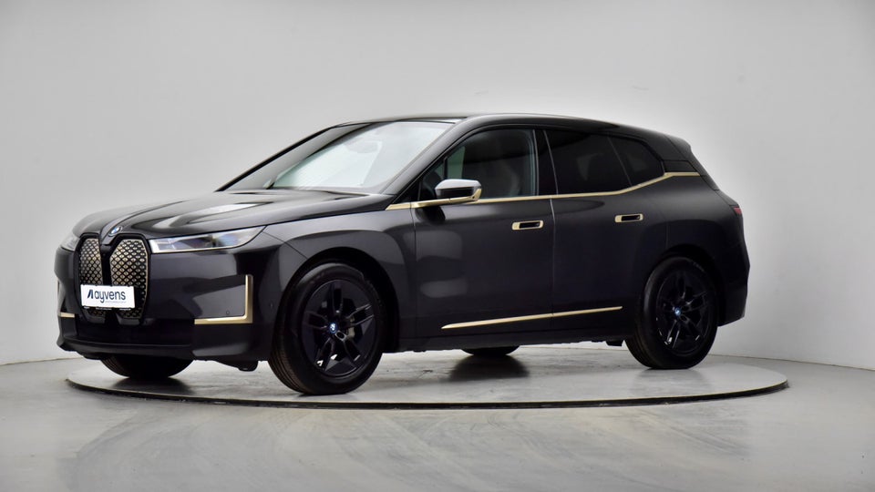 BMW iX xDrive40 Supercharged 5d