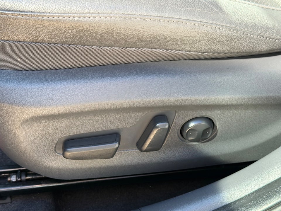 Hyundai Ioniq 1,6 PHEV Premium+ DCT 5d