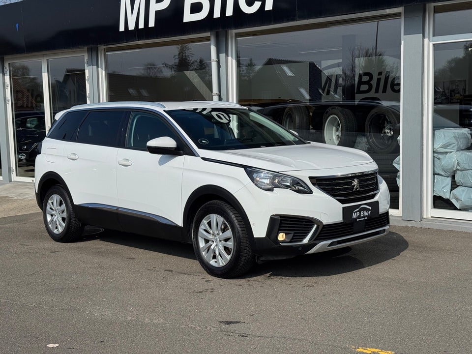 Peugeot 5008 1,6 BlueHDi 120 Active 7prs 5d
