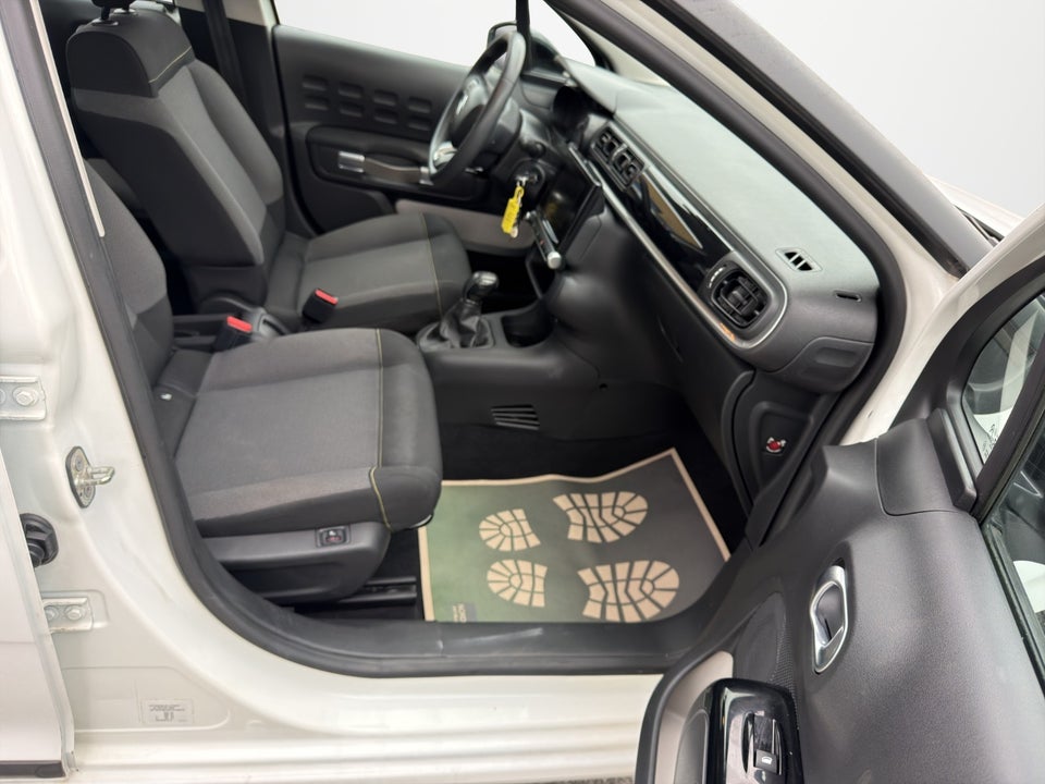 Citroën C3 1,2 PureTech 82 Funky+ 5d