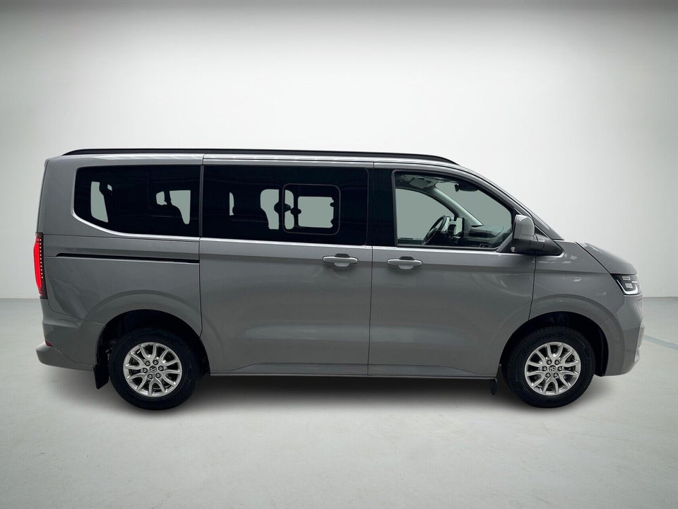 VW e-Caravelle 64 Style SWB