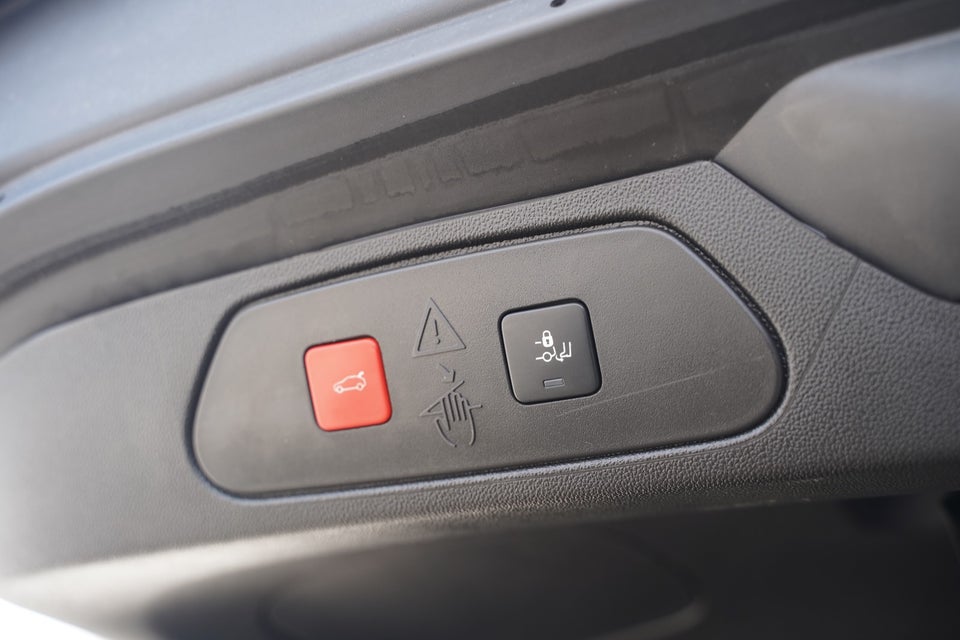 Opel Grandland X 1,6 Hybrid Ultimate aut. 5d