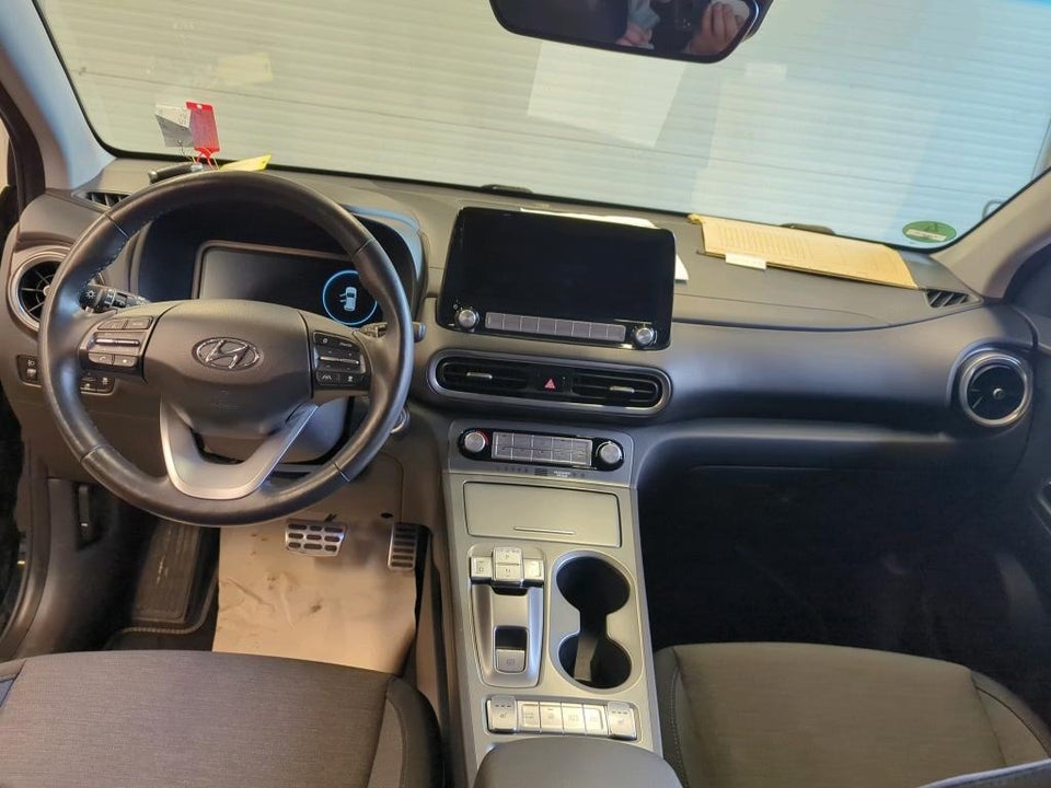 Hyundai Kona 64 EV Trend 5d