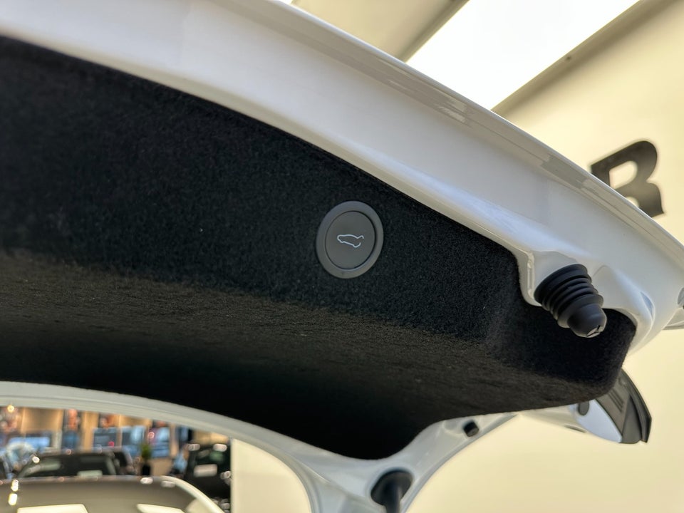 Tesla Model 3 RWD 4d