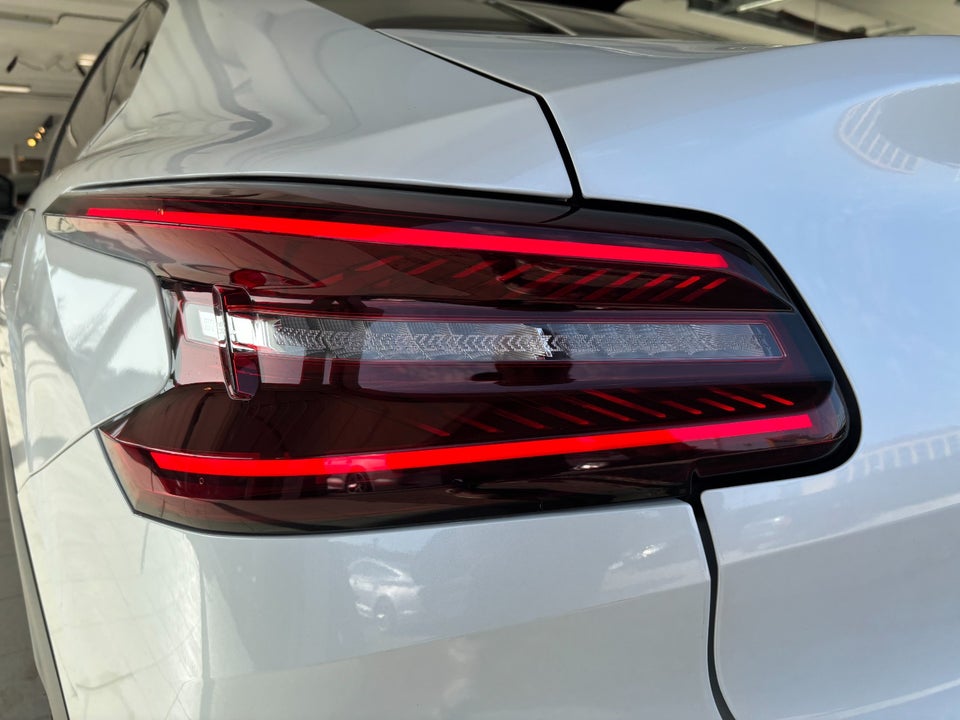 Citroën ë-C4 X 50 Palais Sky 4d