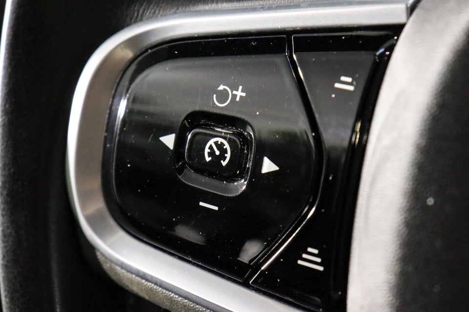 Volvo XC90 2,0 B5 235 Inscription aut. AWD 5d