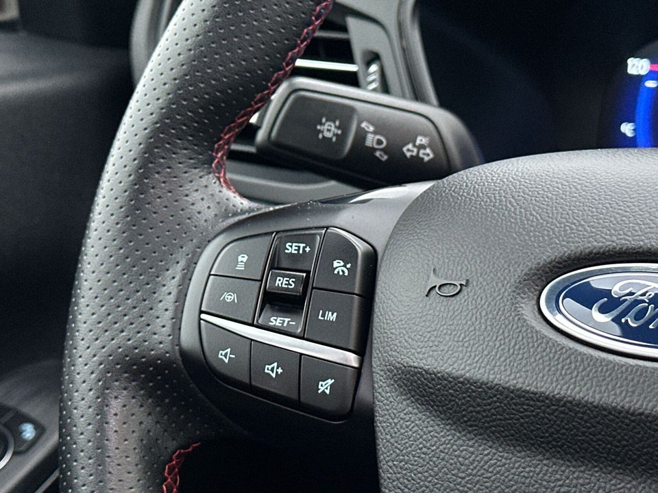 Ford Kuga 2,5 PHEV ST-Line CVT 5d