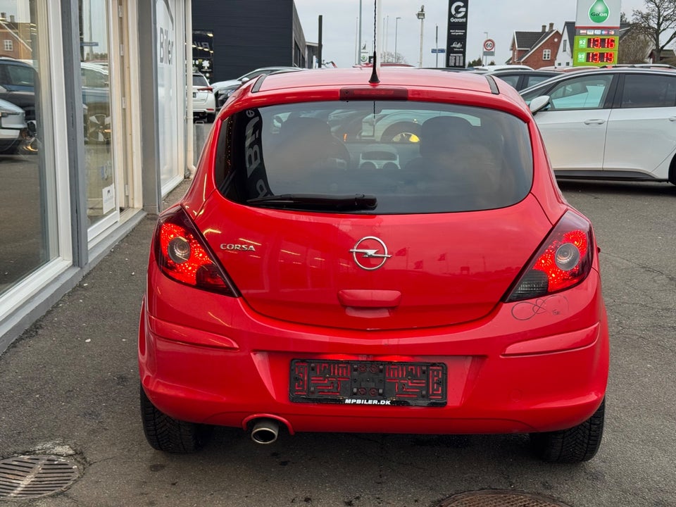 Opel Corsa 1,4 16V Enjoy 3d