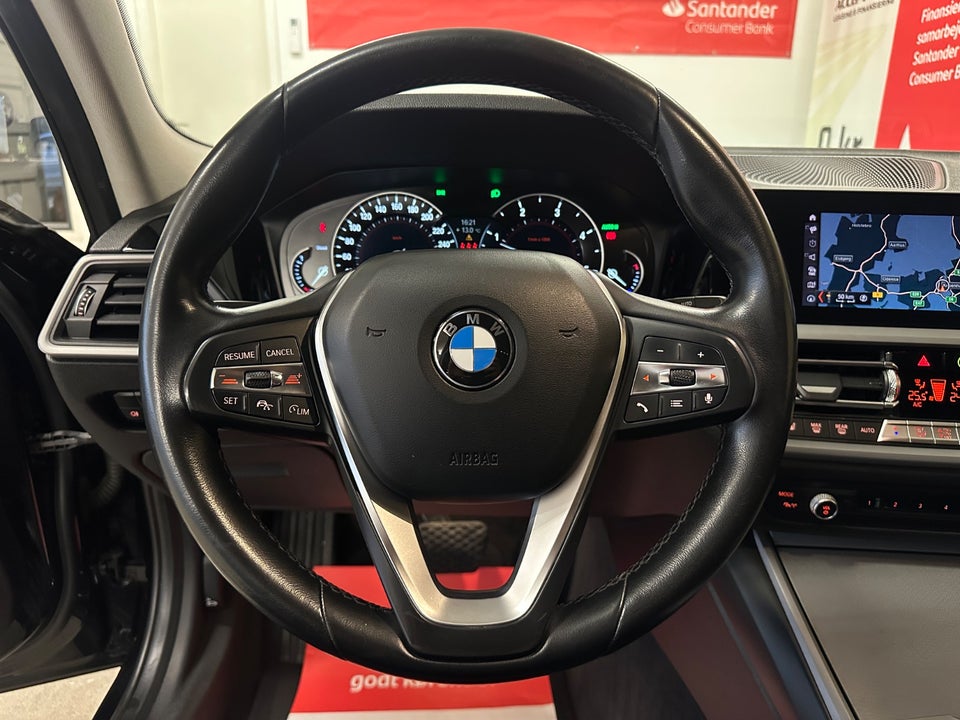 BMW 320d 2,0 Touring Connected aut. 5d