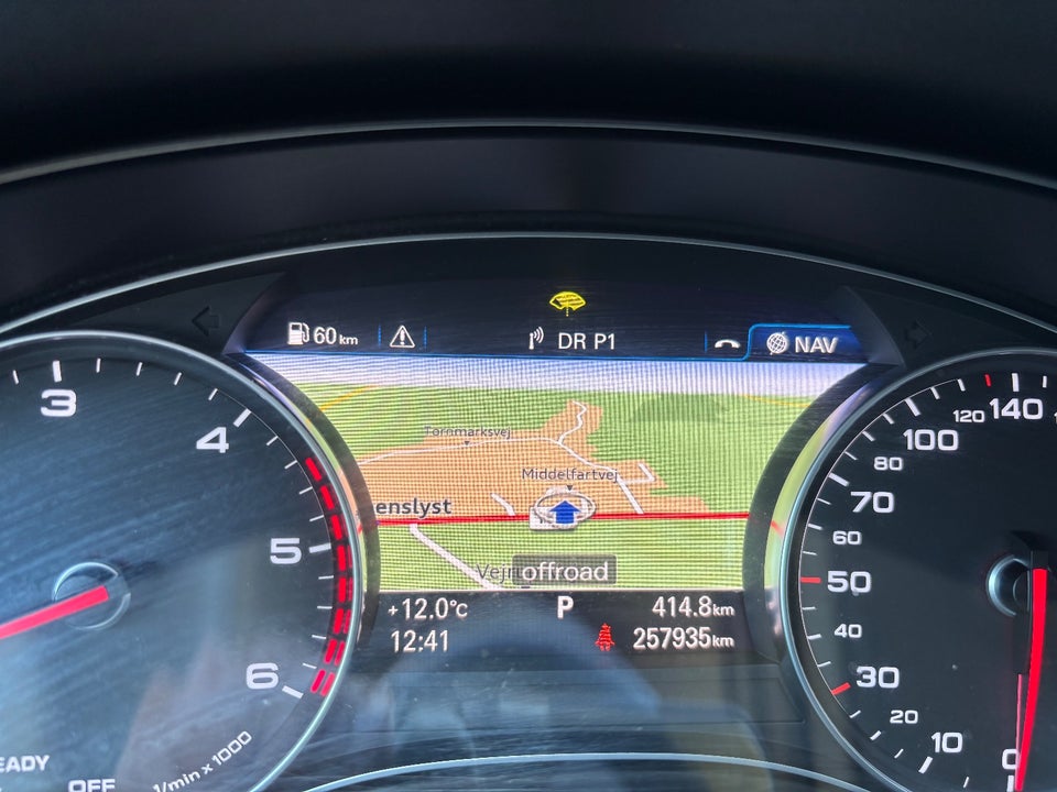 Audi A6 3,0 TDi 218 S-line Avant S-tr. 5d