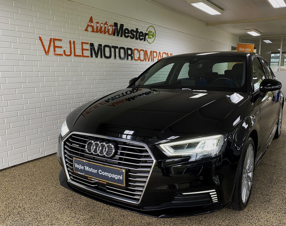 Audi A3 1,4 e-tron S-line Sportback S-tr. 5d