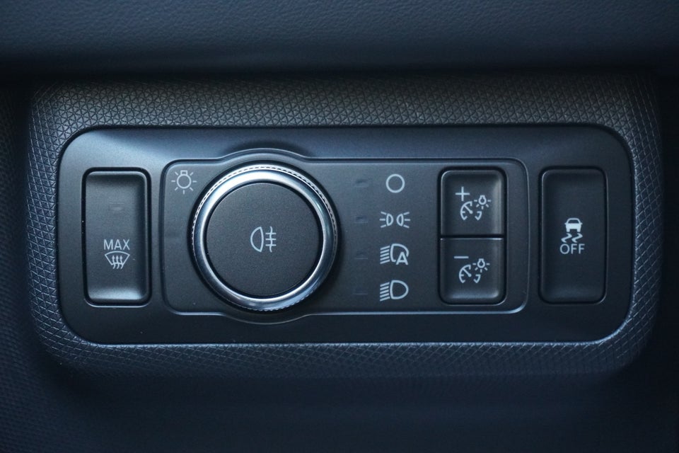 Ford Mustang Mach-E 88 Extended Range AWD 5d