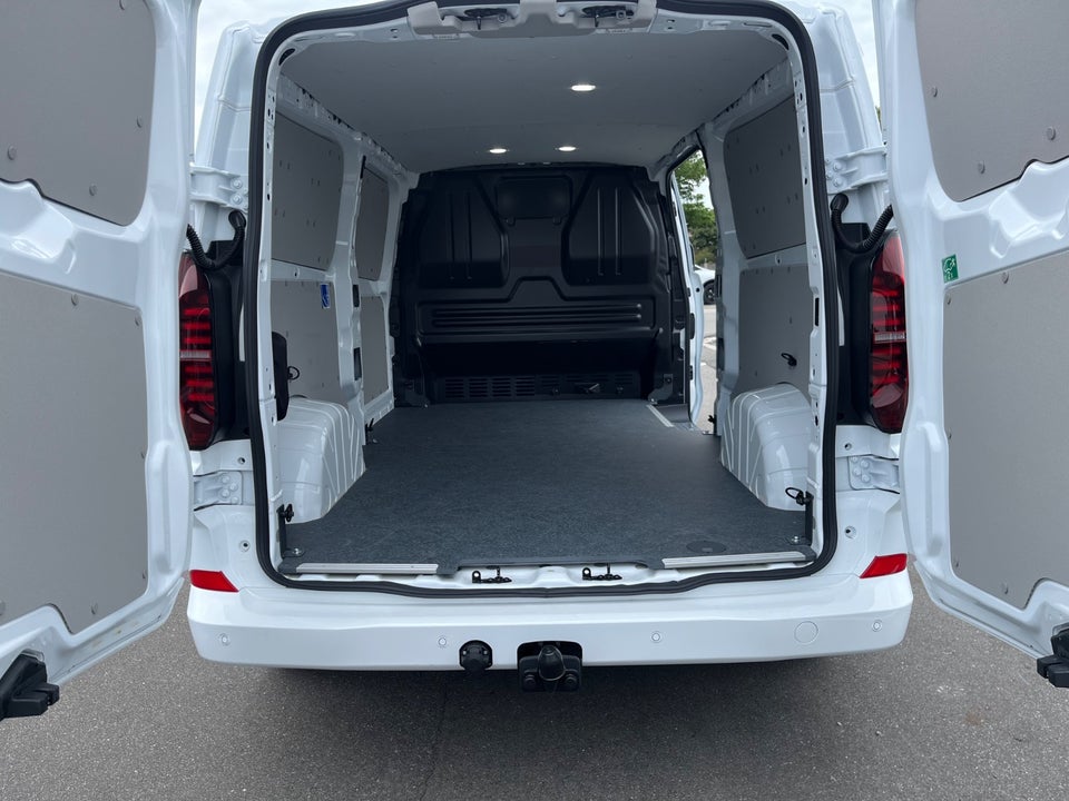 VW Transporter 2,0 TDi 170 Comfort Kassevogn aut. LWB