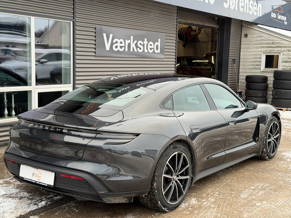 Porsche Taycan 4S Performance+ 4d