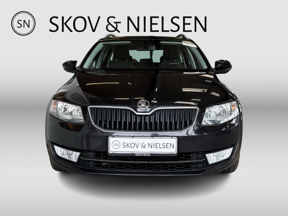 Skoda Octavia 1,6 TDi 90 Ambition Combi 5d