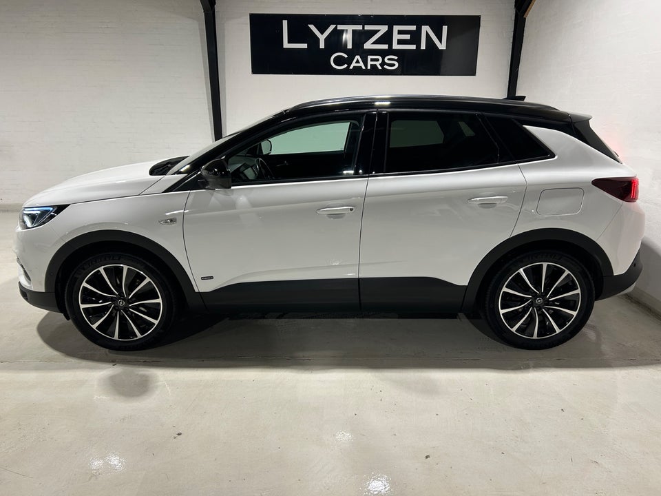 Opel Grandland X 1,6 Hybrid Ultimate aut. 5d