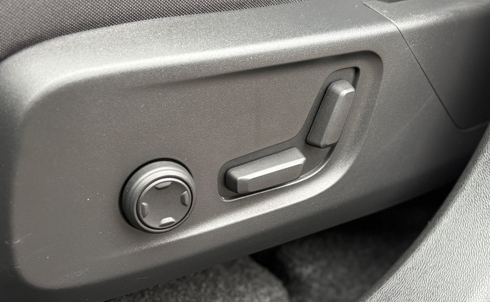 Volvo XC40 P6 ReCharge Plus 5d