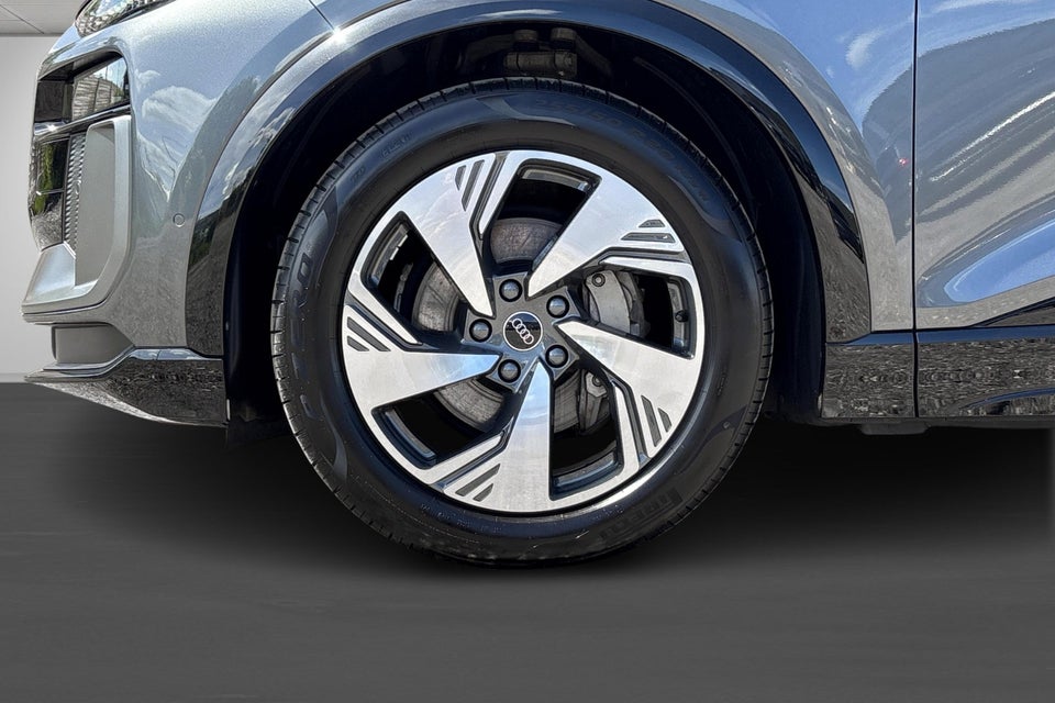 Audi Q6 e-tron Ultra quattro 5d