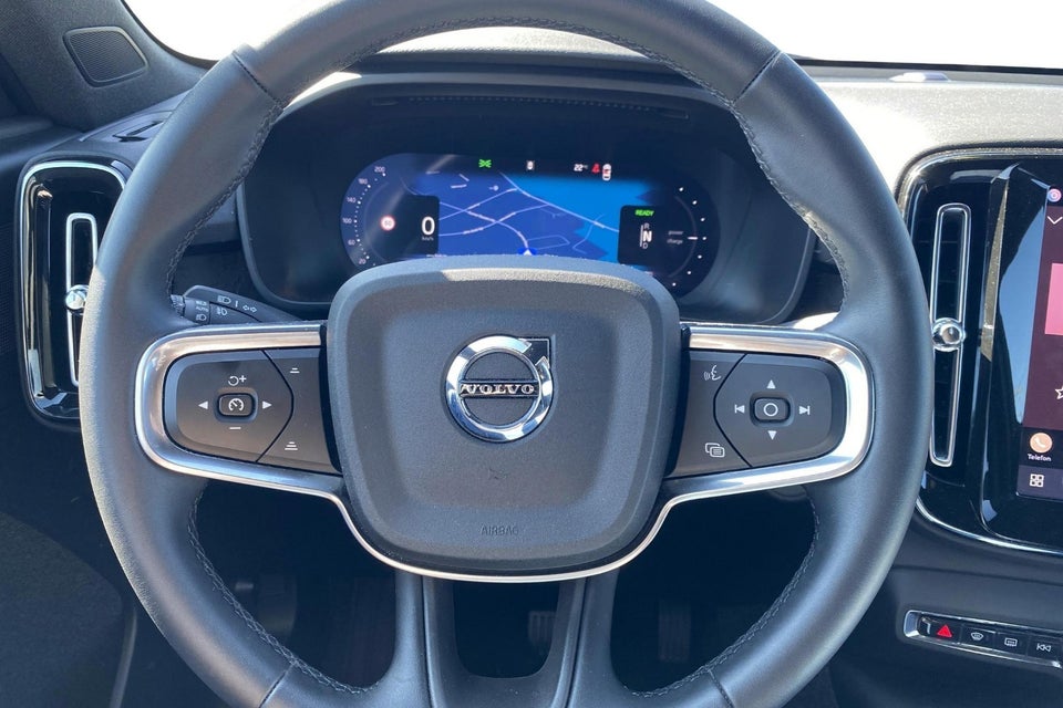 Volvo EX40 Extended Range Plus 5d