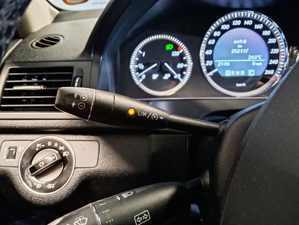 Mercedes C200 2,2 CDi aut. BE 4d