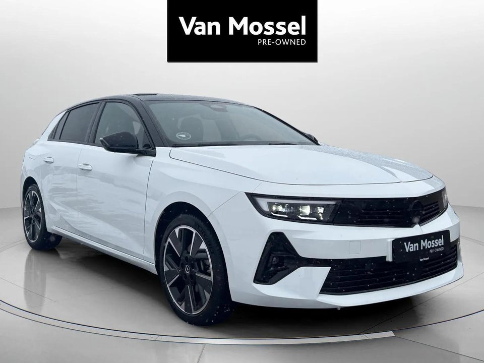 Opel Astra-e 54 GS 5d