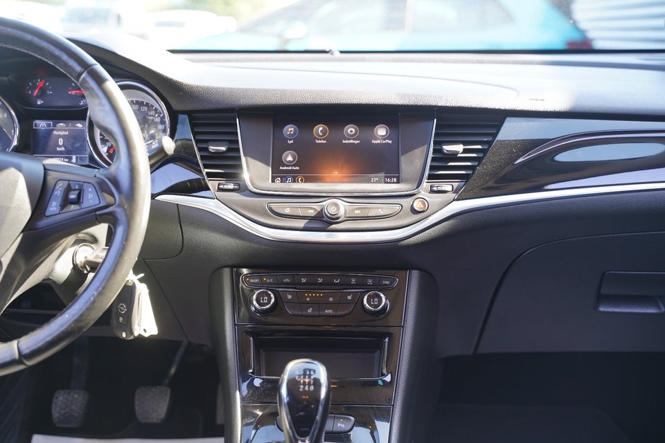 Opel Astra 1,5 D 105 Elegance Sports Tourer 5d