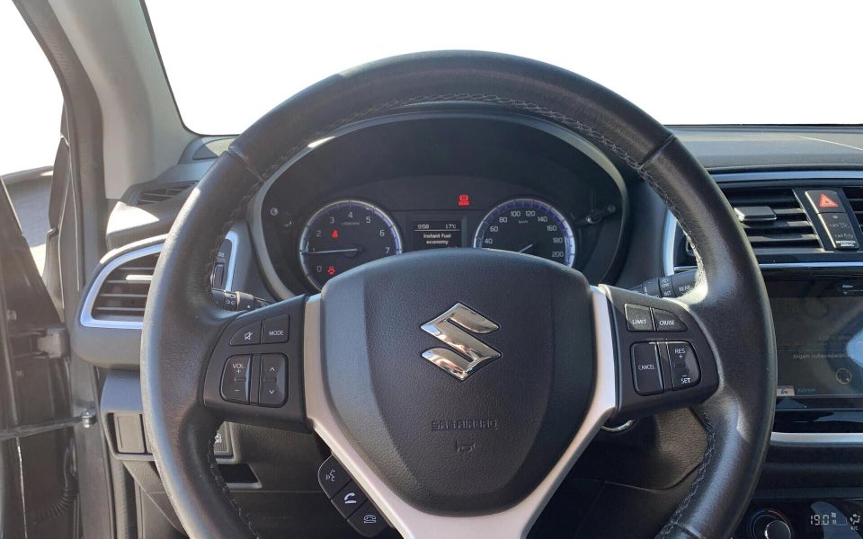 Suzuki S-Cross 1,0 Boosterjet Active 5d
