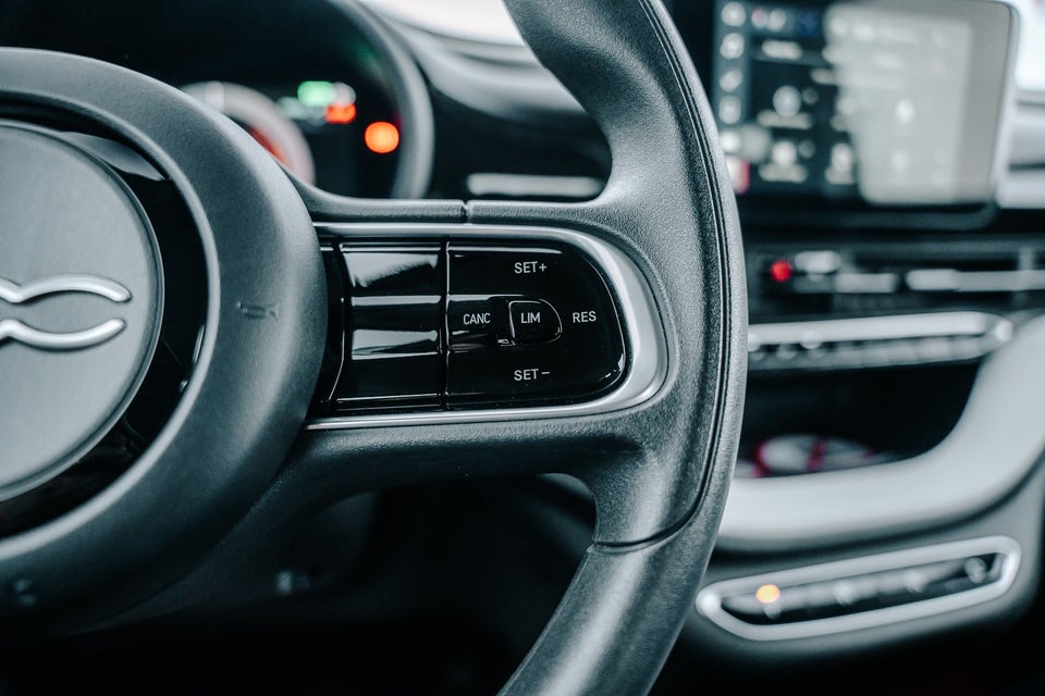 Fiat 500e 24 Action 3d