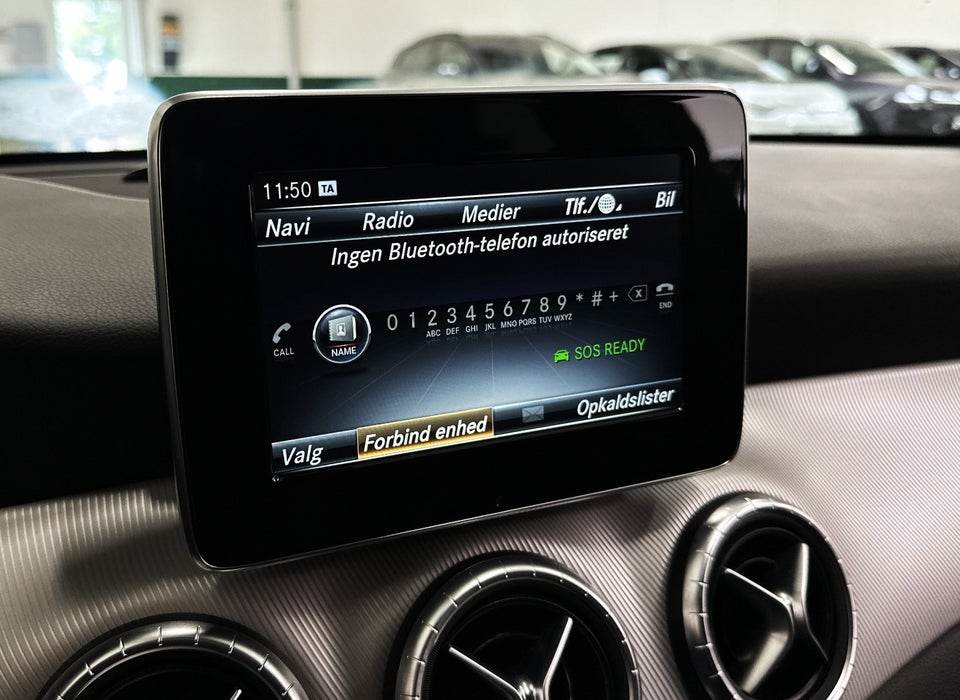 Mercedes CLA180 1,6 Shooting Brake 5d