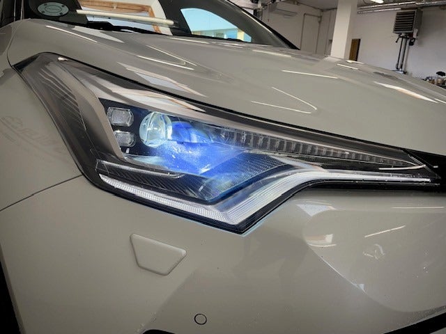 Toyota C-HR 1,8 Hybrid C-LUB Premium CVT 5d