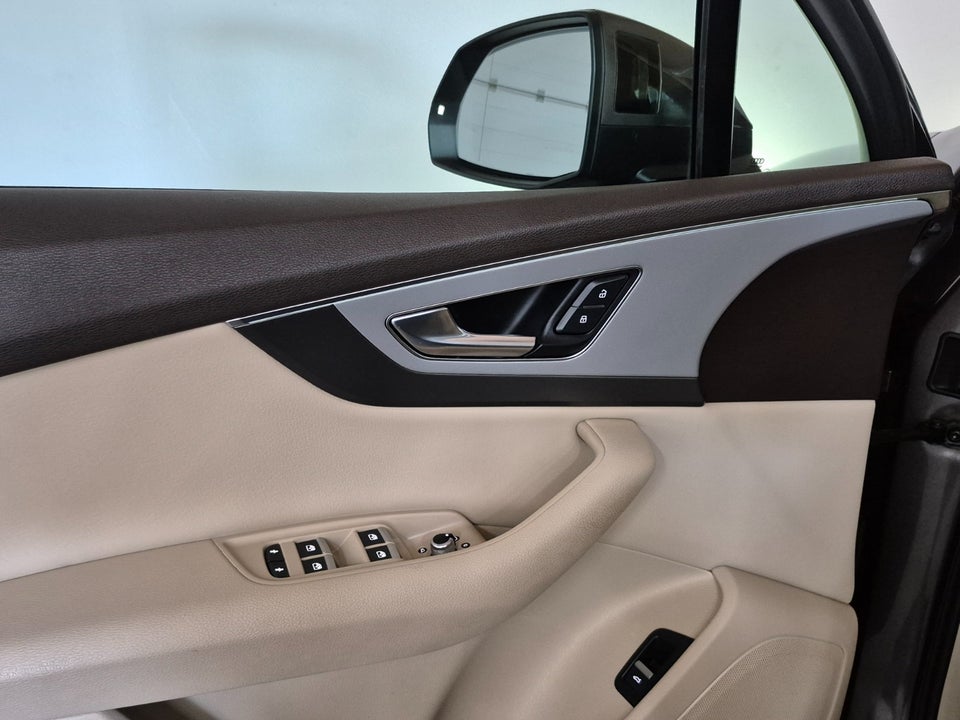 Audi Q7 3,0 TDi 272 quattro Tiptr. 5d