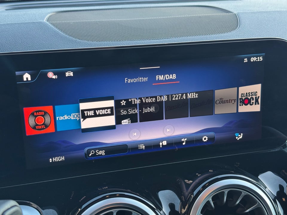 Mercedes EQB250+ AMG Line 5d