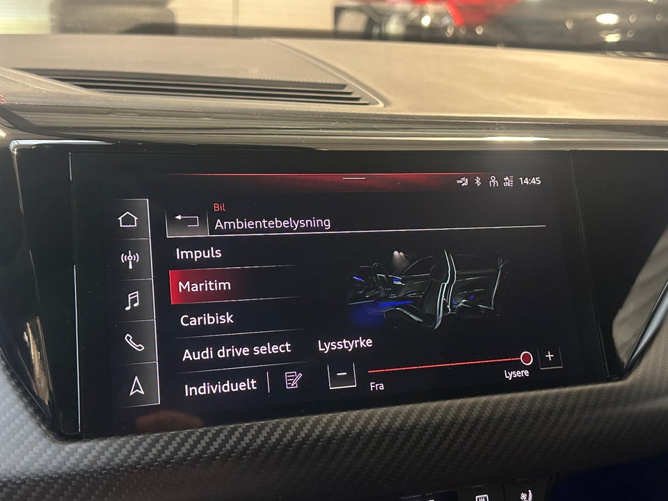 Audi RS e-tron GT quattro 4d