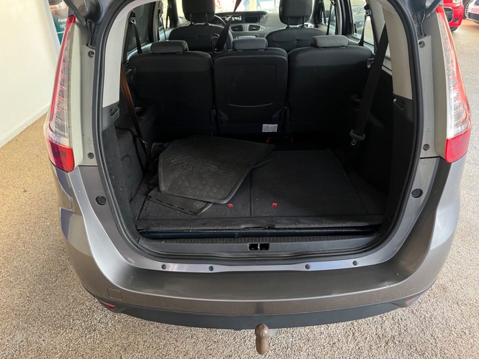 Renault Grand Scenic III 1,6 dCi 130 Dynamique 7prs 5d