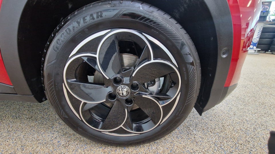 Alfa Romeo Junior Elettrica Speciale 5d