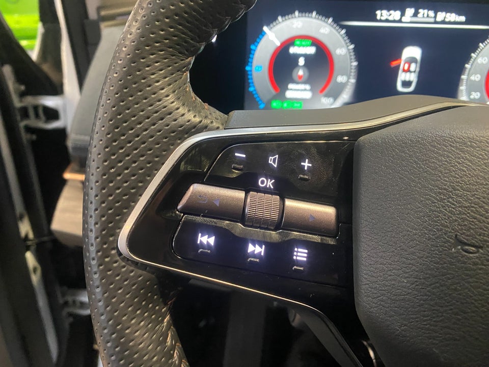 Nissan Ariya 87 Evolve 5d