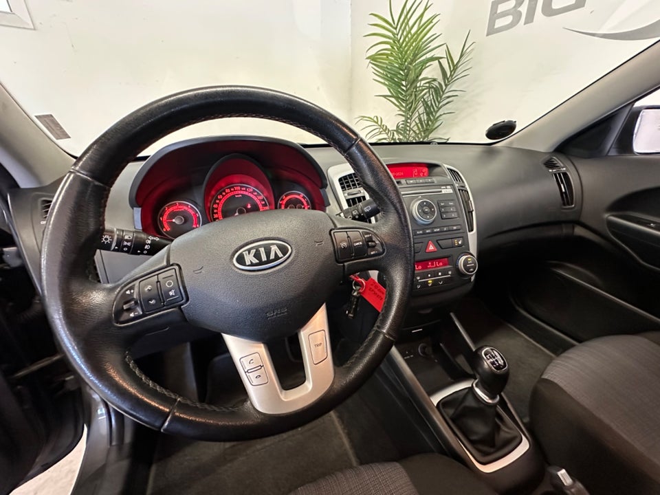 Kia Ceed 1,6 CRDi 115 Motion Fashion SW 5d