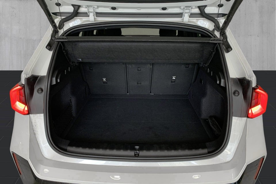 BMW iX1 eDrive20 M-Sport 5d