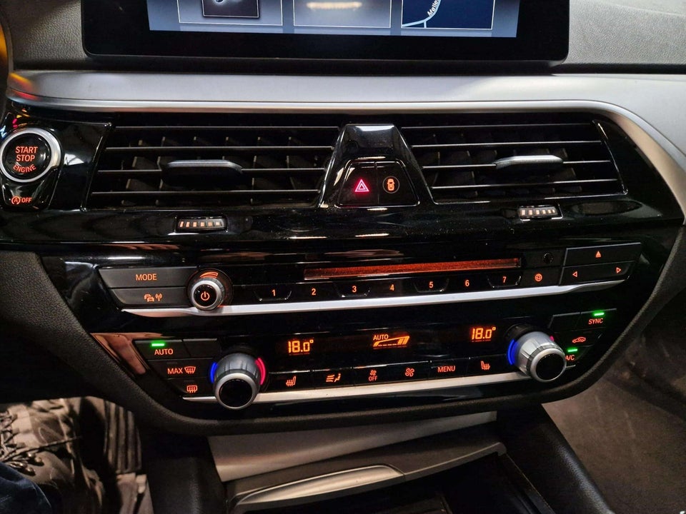 BMW 520d 2,0 Touring Connected aut. 5d