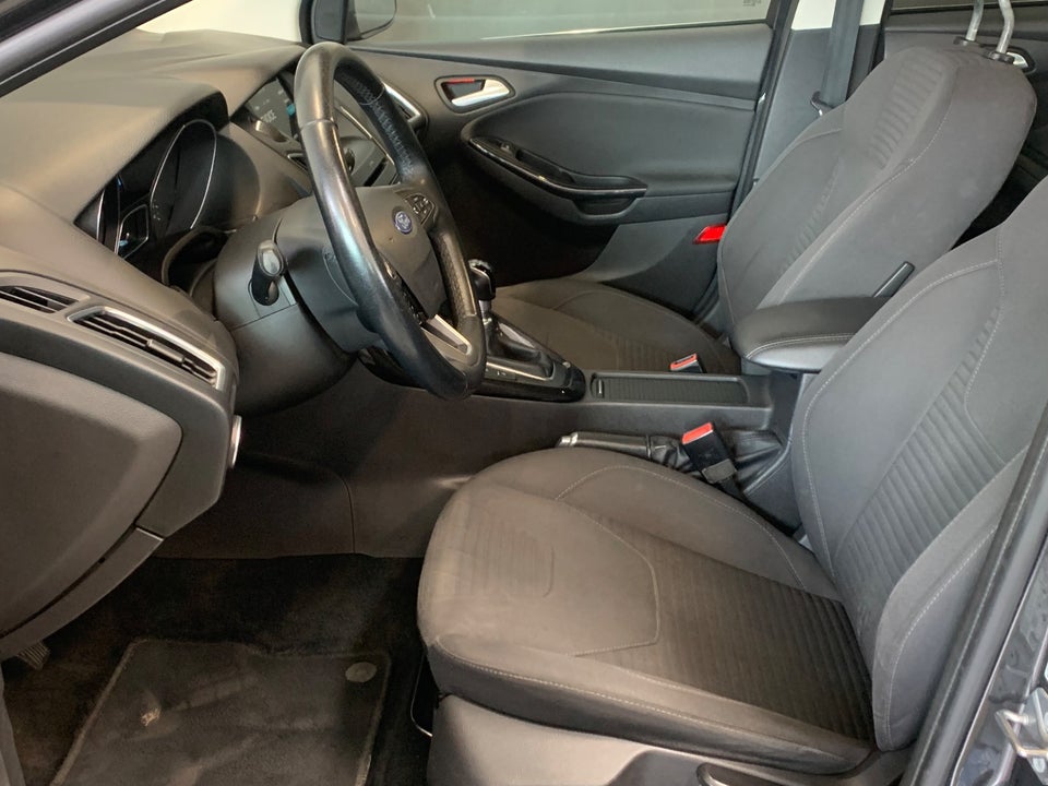 Ford Focus 1,0 SCTi 125 Business stc. 5d