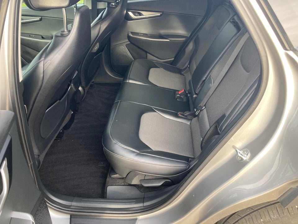 Kia EV6 58 Standard Range Access 5d