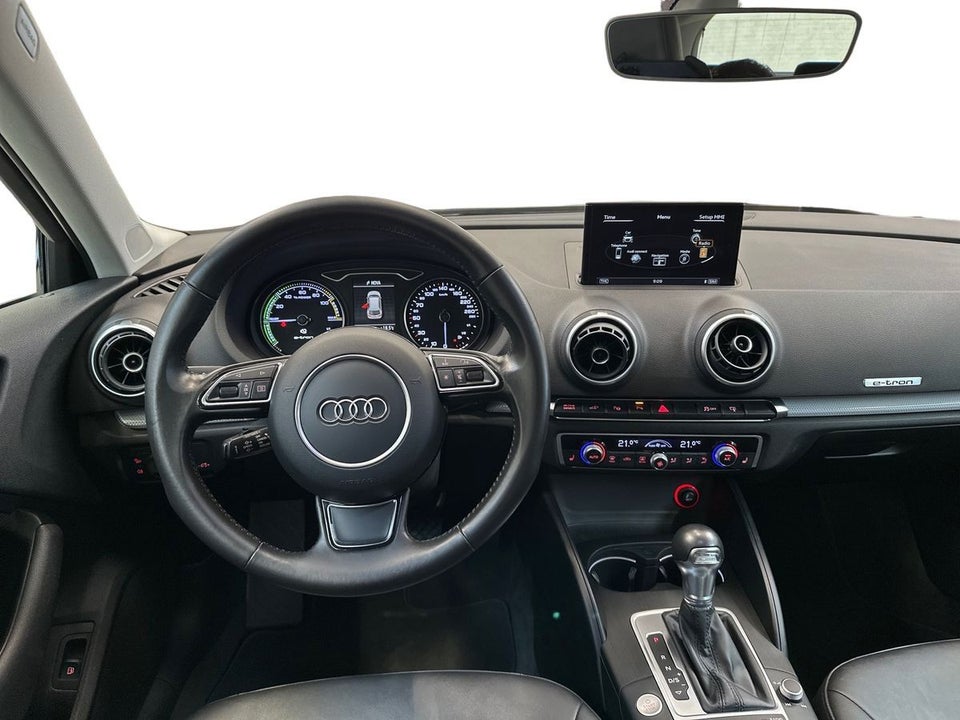 Audi A3 1,4 e-tron Ambition Sportback S-tr. 5d