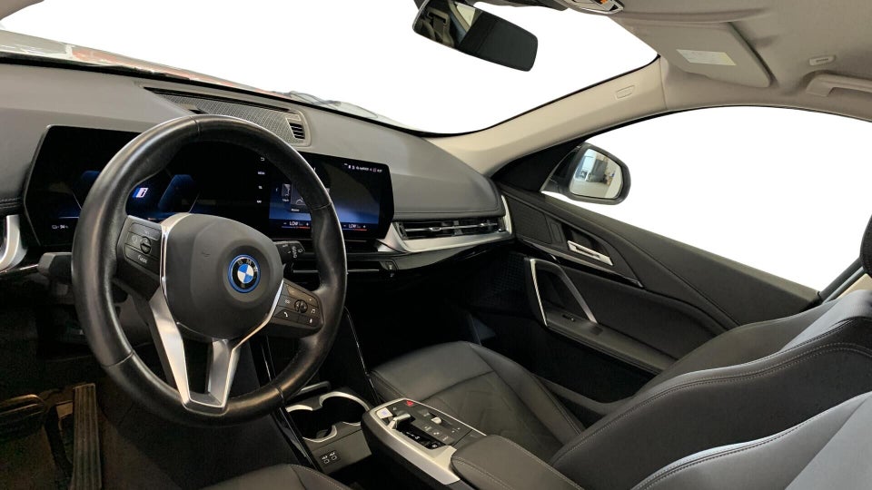 BMW iX1 xDrive30 X-Line 5d
