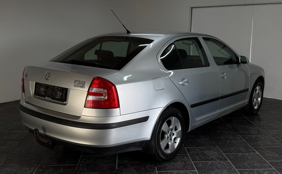 Skoda Octavia 1,9 TDi Ambiente 5d