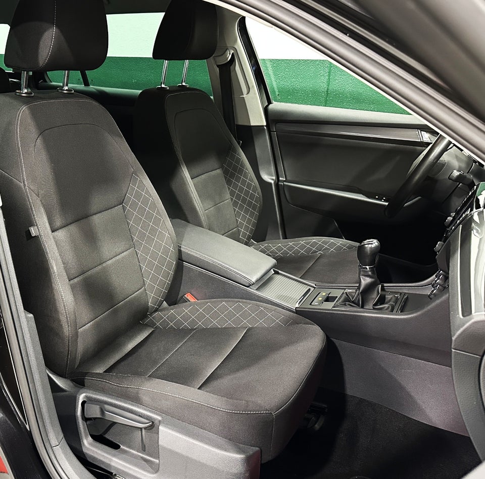 Skoda Superb 1,4 TSi 125 Active Combi 5d