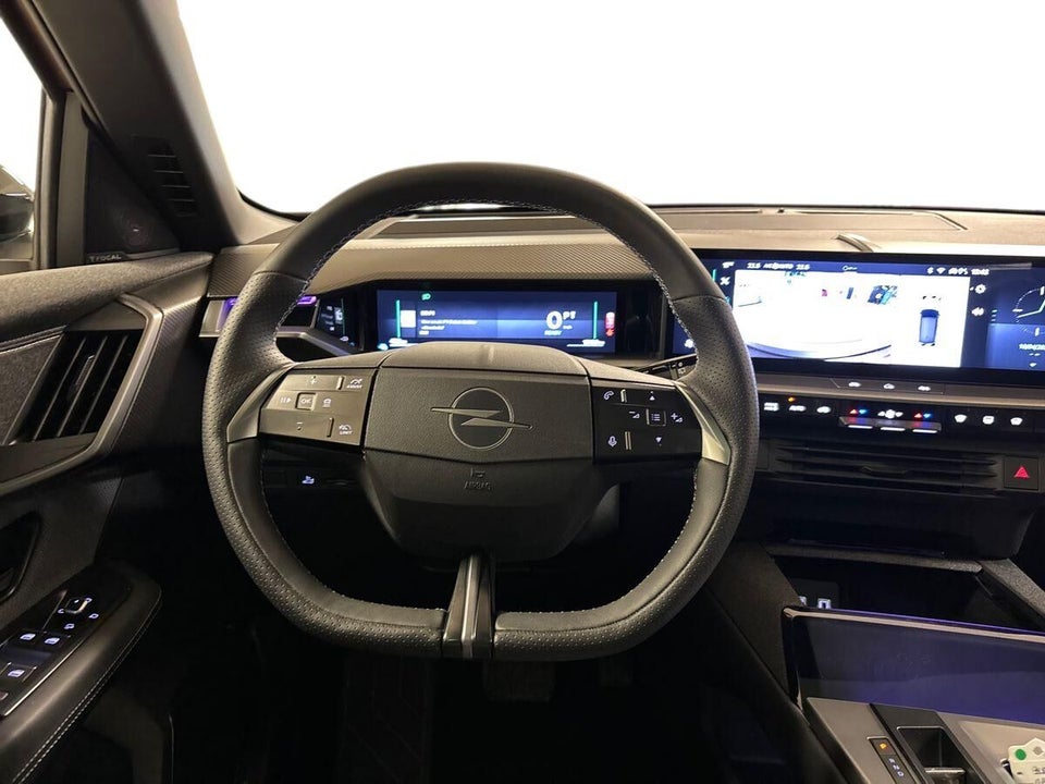 Opel Grandland-e 73 GS Sky 5d