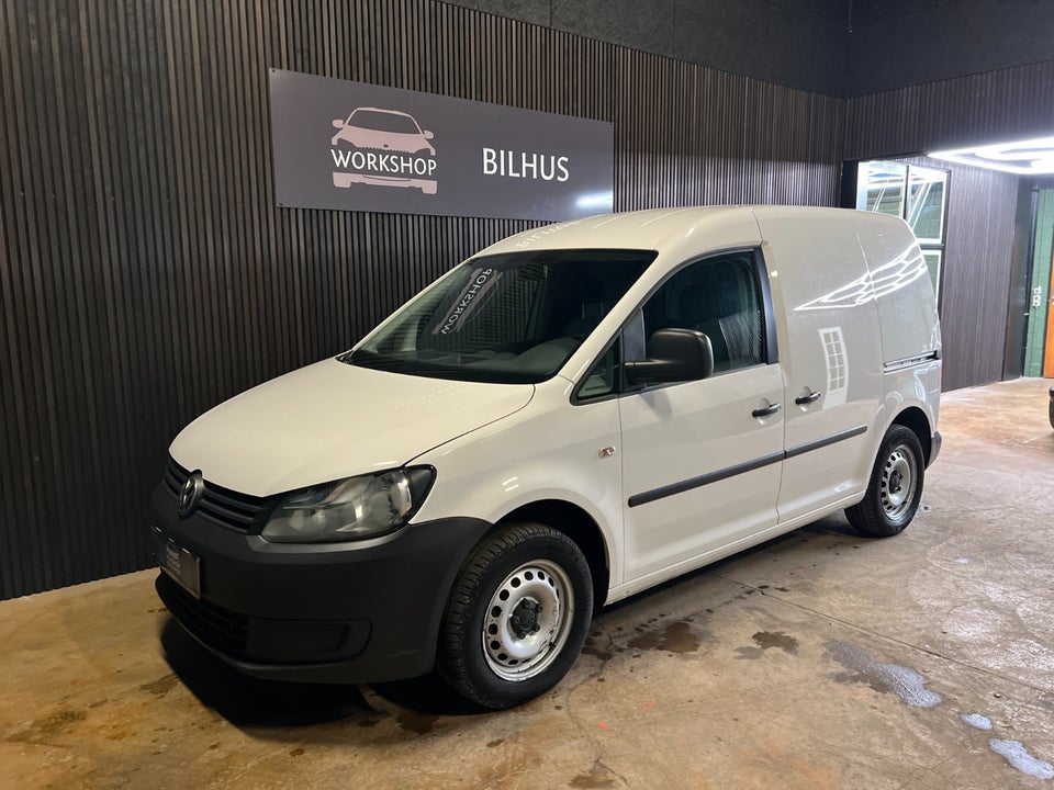 VW Caddy 1,6 TDi 102 BMT Van 5d