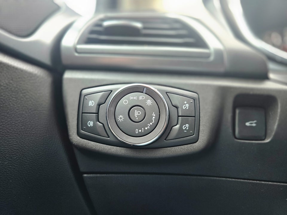 Ford Mondeo 1,5 EcoBoost Titanium stc. aut. 5d
