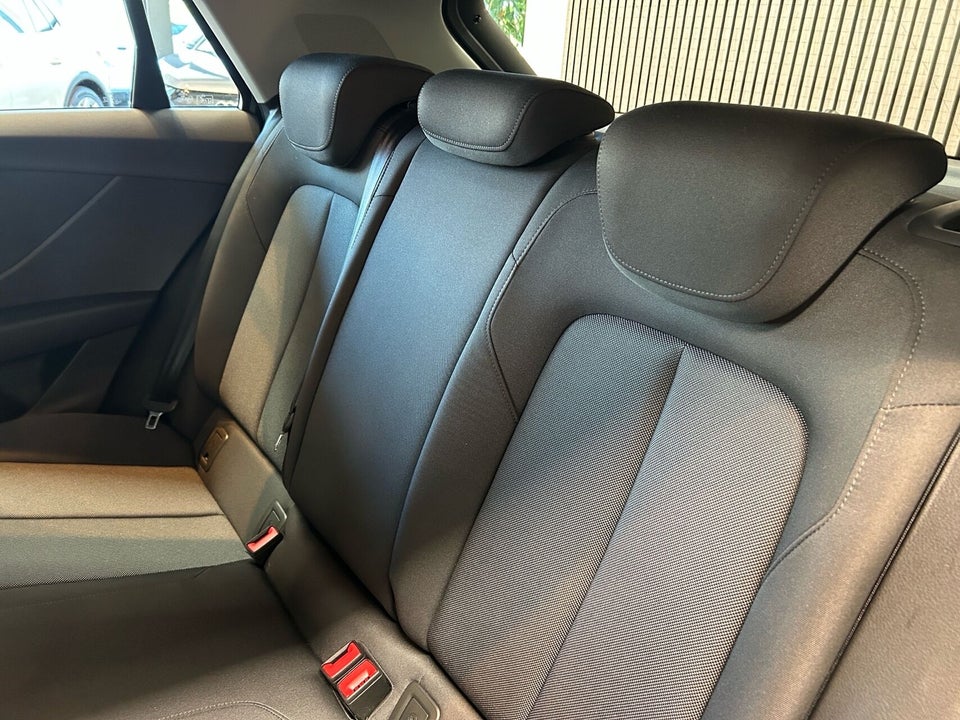 Audi Q2 35 TFSi Prestige S-tr. 5d