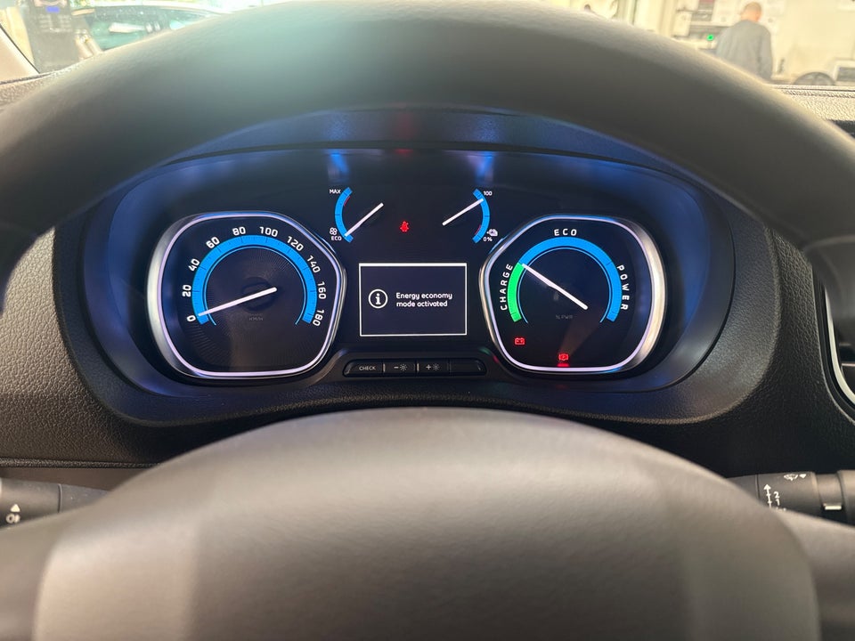 Peugeot e-Expert 50 L2 Plus Van